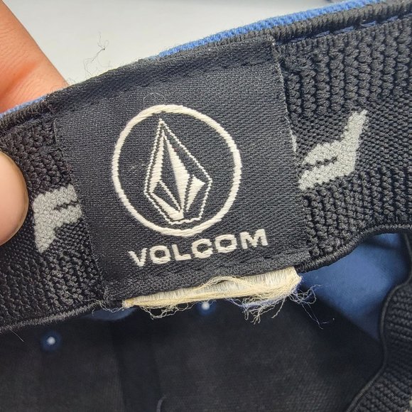 Volcom Adults Blue Volcom Stone Hat Cap Fitted Flexfit Casual Comfort - Picture 8 of 9
